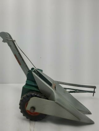 Vintage Idea 1 - Row Corn Picker by Topping Models 1/16 Scale 3