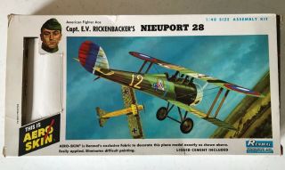 Renwal 1:48 Aeroskin Nieuport 28,  Captain E.  V.  Rickenbacker