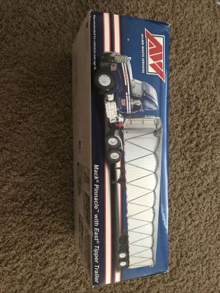 First Gear Mack Pinnacle with East Tipper Trailer Allied Waste 1:34 scale 2
