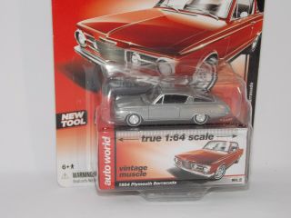 Auto World Vintage Muscle 1964 Plymouth Barracuda (raw Chase) 1/10 Rare