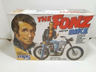 Vintage 1976 The Fonz And His Bike Triumph 500cc Model Kit Mpc 1 - 0634