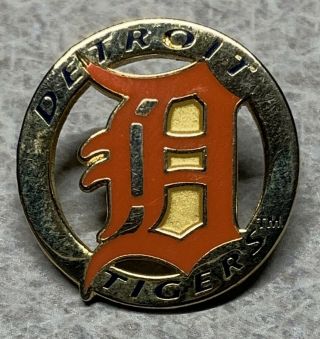Detroit Tigers Mlb Gold Tone Baseball Lapel Hat Pin.  [s]