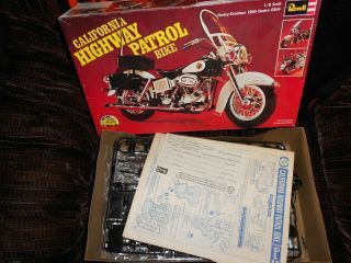 Rare Revell California Highway Patrol 1:8 Scale Motorcycle 1976