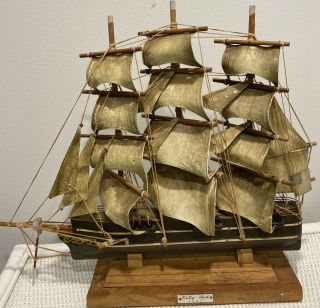 Vintage Wooden Model Cutty Sark 1869 Clipper Ship Home Decor 18x16” Pirate Ship