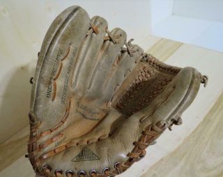 Vintage Clete Boyer Leather Baseball Glove Fielder`s Mitt Trio Hollander Usa