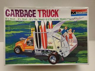 Monogram 6739 Garbage Truck Daniel 1:24 Copyrite 1968