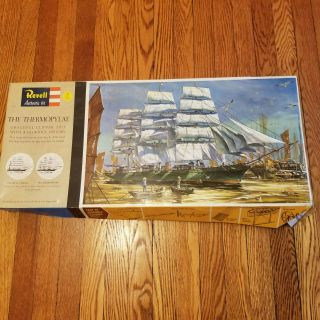 2 Clipper Ship Thermopylae 1960 Revell models 2