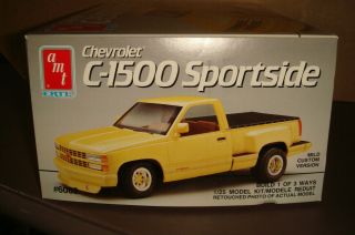 1990 Chevy C - 1500 Sportside Pickup Truck Amt 6082 1/25 Model Kit Never Started