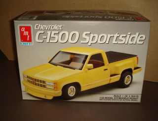 1990 Chevy C - 1500 Sportside Pickup Truck AMT 6082 1/25 Model Kit Never Started 2