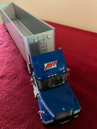 First Gear Mack Pinnacle with East Tipper Trailer Allied Waste 1:34 scale 4