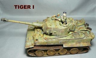 Built 1/35 - Tiger I With Zimmerit Late War Ost Front - With Crew