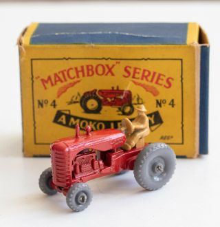 Matchbox Series A Moko Lesney No 4 Massey - Harris Tractor In B2 Type Box