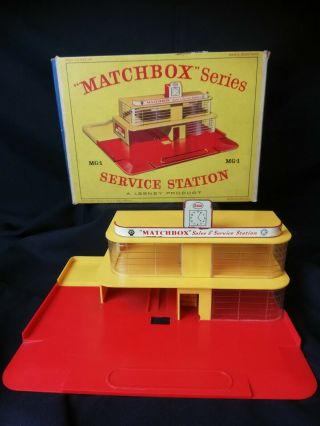 Vintage Matchbox Lesney Mg - 1 Esso Service Station 1961/63 & Box,