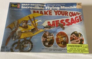 1980 Revell Snap - Together Incredible Flying Machine Model Kit W/ Message Banner