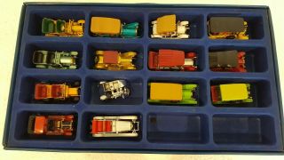 Matchbox Models of Yesteryear Vinyl Car Carrying Display Case with cars 2
