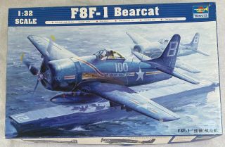 Trumpeter 1:32 F8f1 Bearcat Fighter Plastic Model Kit 2247