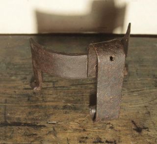 Early 18th Century C Antique Iron Kettle Coal Pusher Old Hearth Fireplace 1700 