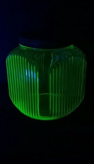 Antique Vintage Hoosier Ribbed Cookie Jar With Lid Green Uranium