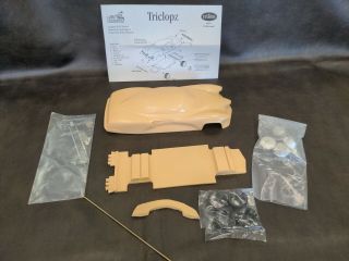 TRICLOPZ Testors Model Master 1/25 Scale Resin Car Hot Rod Figurine Kit 469 3