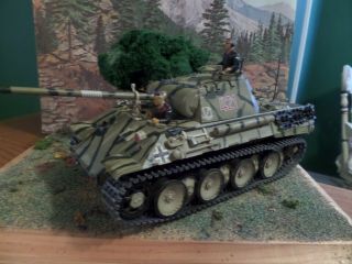 Tamiya 35065 Wwii German Panzer V Panther Tank 1/35 Built Painted Camo 2 Crew