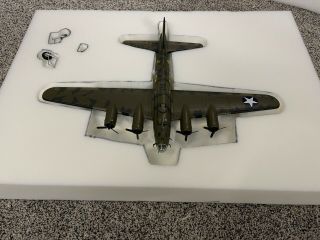 Corgi Aviation Archive B - 17 Flying Fortress " Memphis Belle " 1/72 Scale Diecast