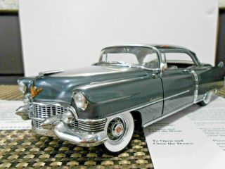 Danbury 1:24 1954 Cadillac Coupe De Ville Limited Edition " Gander Gray "