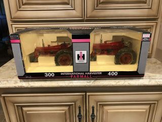 Speccast 50th Anniversary Ih Farmall 300 And 400 Tractor Set.  1/16 Scale