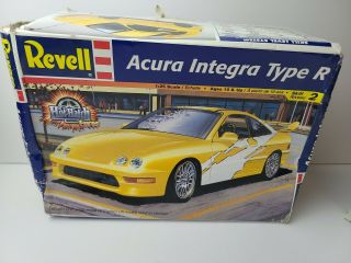 Revell Model Kit 85 - 2572 1/25 Acura Integra Type R Open Box Complete
