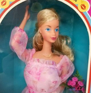 Mattel Kissing Barbie Doll 1978 Vintage Pink Dress 2597 No Lipstick Euc