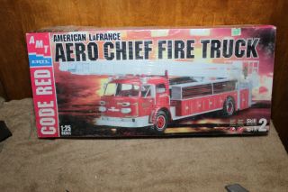 2001 Amt/ertl 1/25th Scale Model Kit American Lafrance Aero Chief Fire Truck Nib