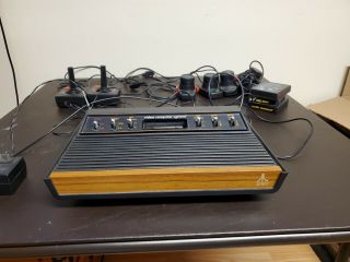 Vintage Atari Video Computer System Cx2600 - 6 Switches - 6 Controllers - 3 Games