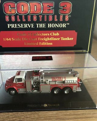 Code 3 Collectibles Collectors Club 1/64 Scale Die Cast Freightliner Tanker Le