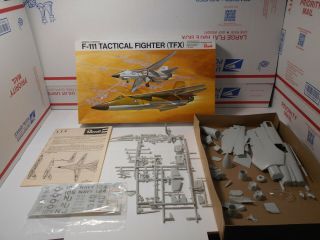 1966 Revell F - 111 Tactical Fighter Tfx 1:72 Model Airplane 11560