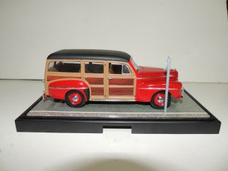VINTAGE REVELL - MONOGRAM (1998) 1948 FORD WOODY W/CASE BUILT UP 2