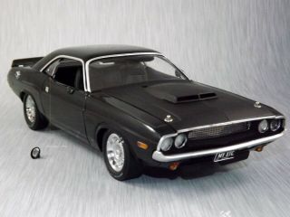 1/18 Highway 61 Dodge Challenger T/a Repaired Read.  No Acme Gmp