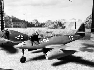 Vintage Built 1:48 Messerschmitt Me - 262 “swallow” German Luftwaffe Ww2 Fighter