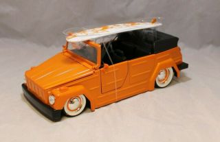 Jada Toys Rare 1:24 No Box 1973 Volkswagen Thing W/ Surfboard Orange