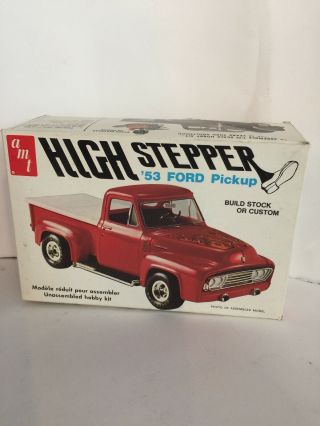 Amt 1953 Ford Pickup Truck High Stepper 1/25 Special Features.