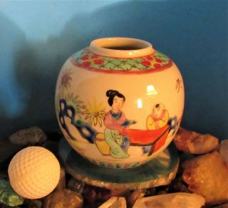 Antique Late 19th C.  Chinese Famille Rose Porcelain Figures Vase Qianlong Mark