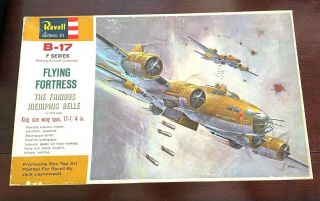 1962 Revell B - 17 F Series Flying Fortress Memphis Belle - Scale 1/72