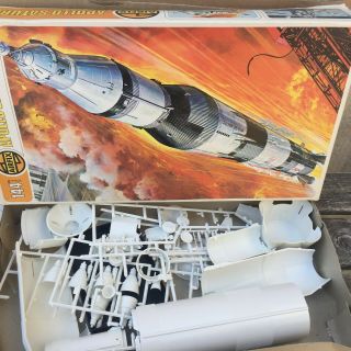 Airfix Sk911 1/144th Scale Apollo Saturn V Kit,  No Instructions.  Appear Com