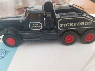 Sun Motors Company.  Diamond T Heavy Haulage Tractor.  Pickfords 4360.
