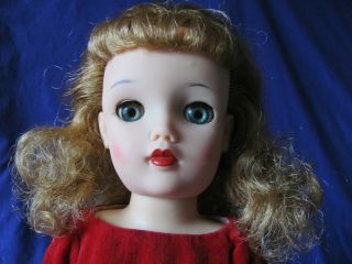 Vintage Honey Blonde Revlon Vt - 18 Doll With Clothes From Ideal