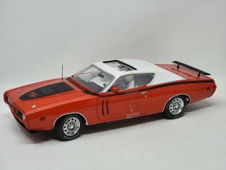 1971 Dodge Charger R/t Hemi - Orange 1:18 Ertl American Muscle 39465