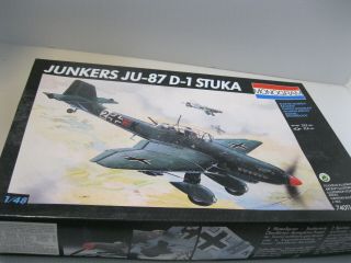 Monogram 1:48 Junkers Ju - 87 D - 1 Stuka Model Kit Open Box 74011 Airplane German
