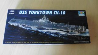 Trumpeter 1/700 Uss Yorktown Cv - 10 Aircraft Carrier Complete With Diorama 05729