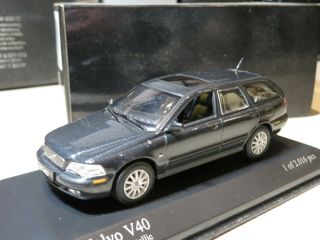 1/43 Minichamps Volvo V40 (2000) Black Diecast