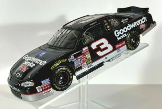 1/24 Action Dale Earnhardt Sr 2001 Gm Goodwrench Monte Carlo & 2003 Victory Lap