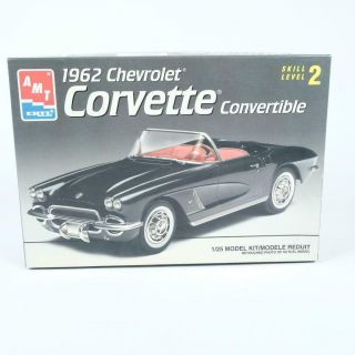 Amt Ertl 1962 Chevrolet Corvette Convertible 1/25 Scale Plastic Model Kit 6489