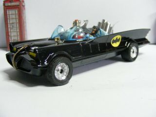 Corgi 267 Batmobile Gloss Black With Wide Whizz Wheels Blue Dash Issued 1977